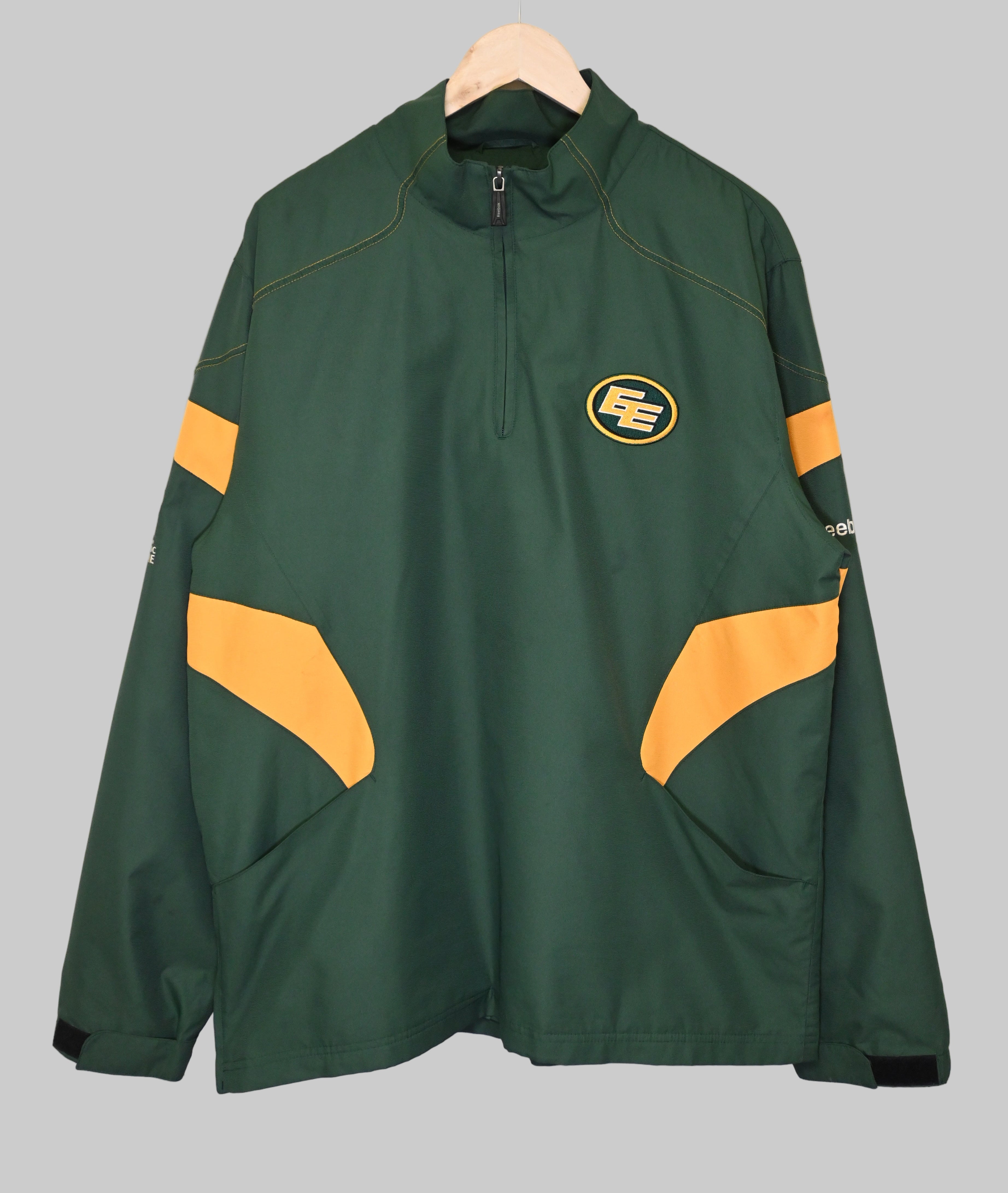 Eskimos Pullover Sweater