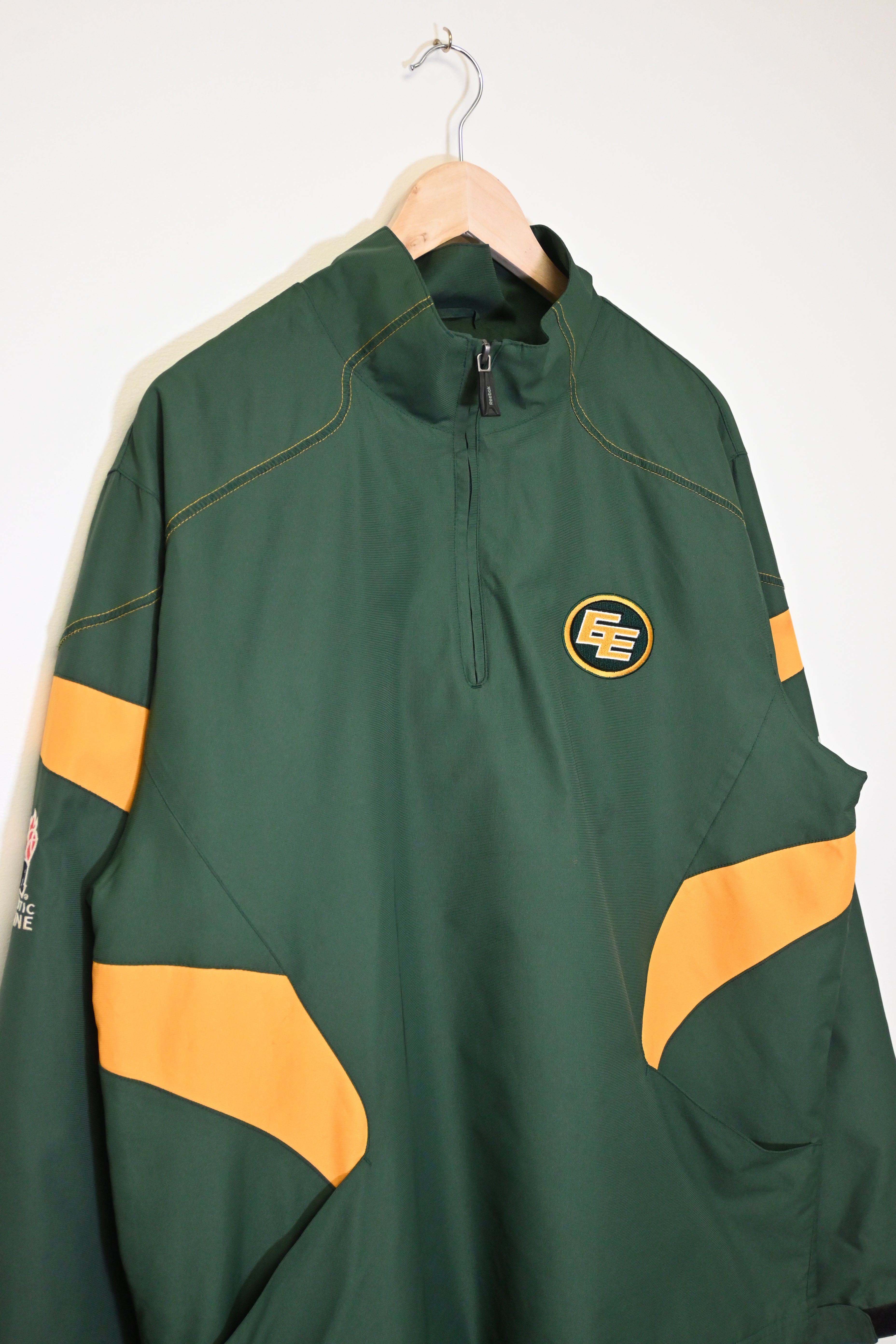 Eskimos Pullover Sweater
