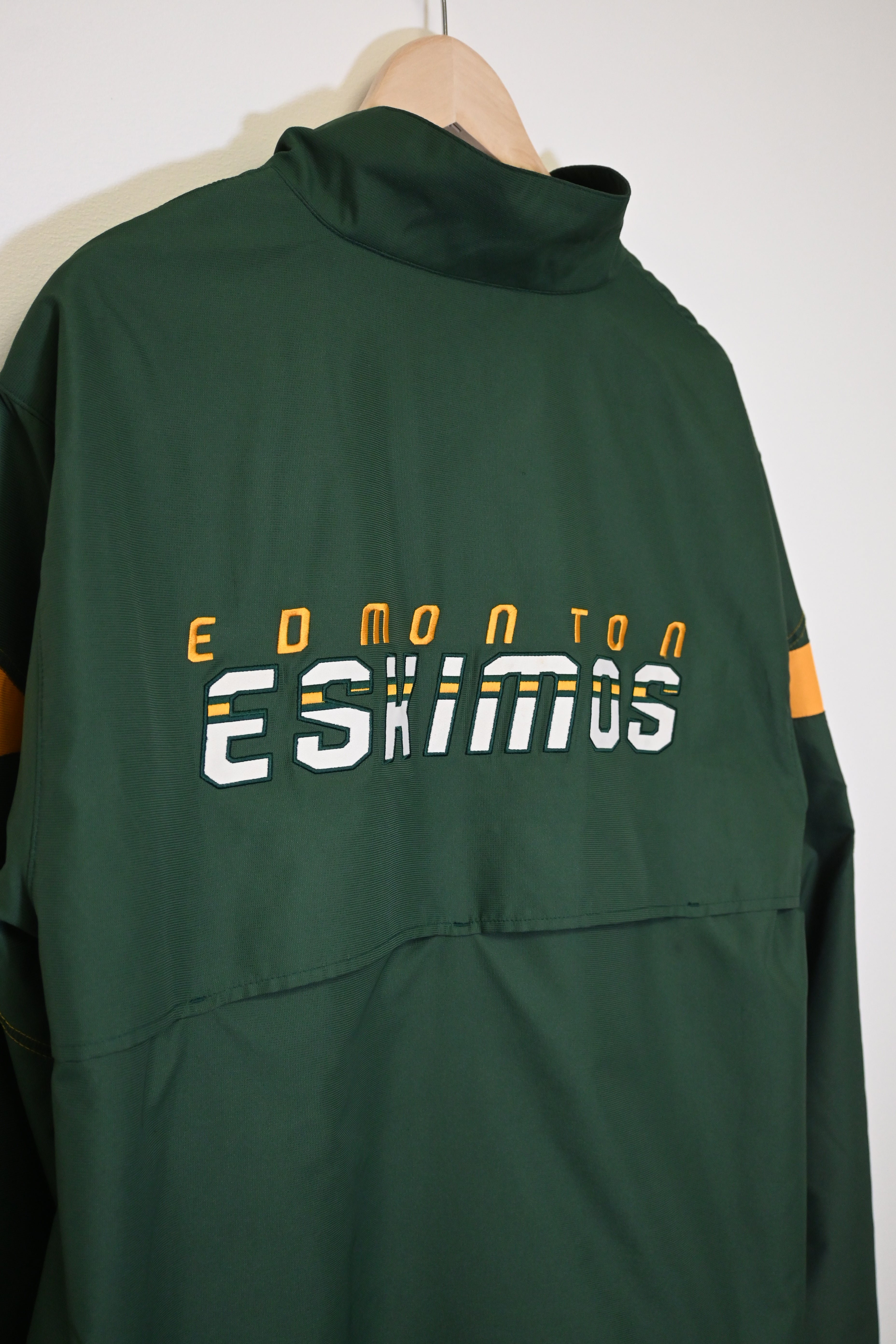 Eskimos Pullover Sweater