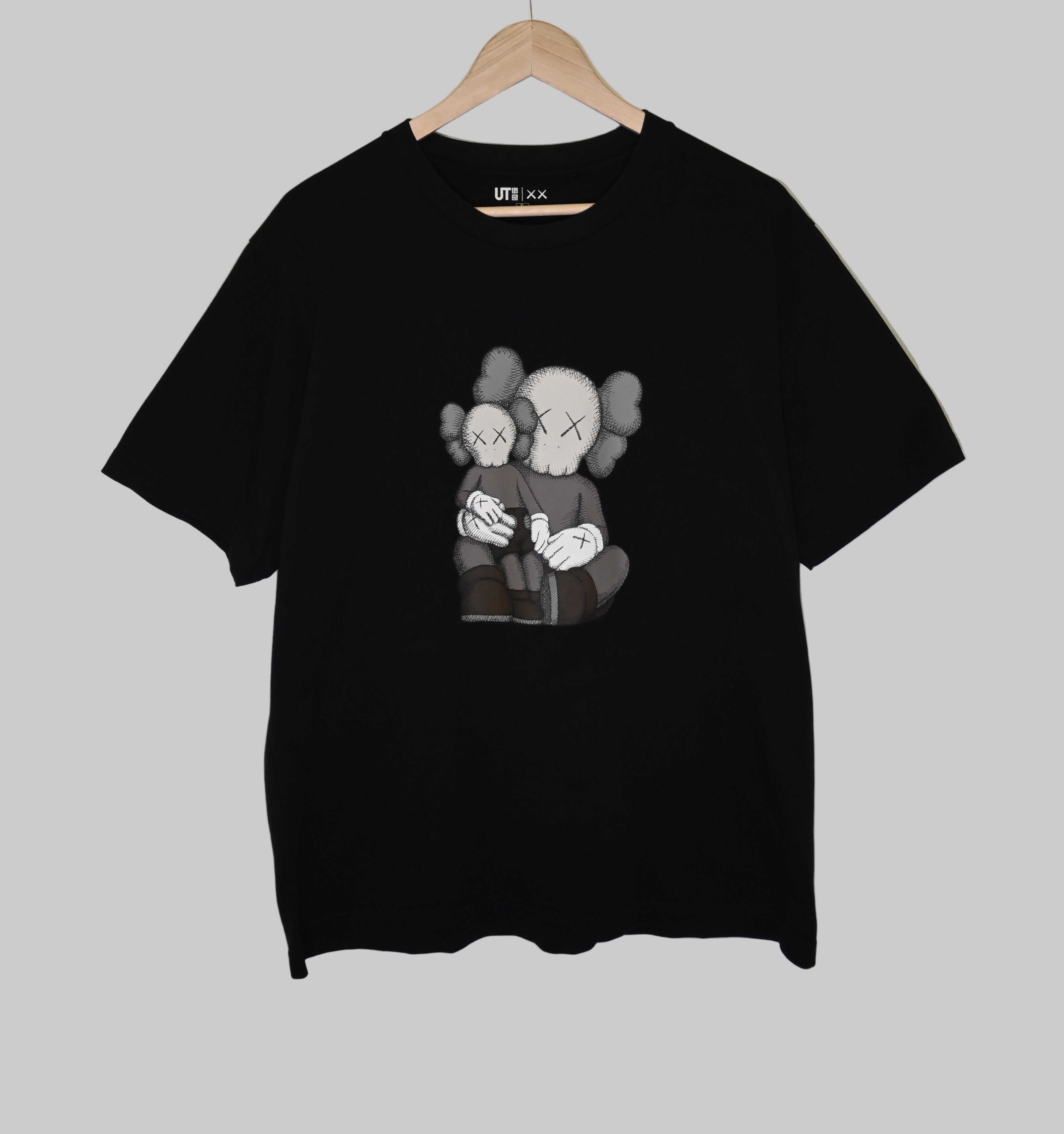 Uniqlo x Kaws “Father and Son”