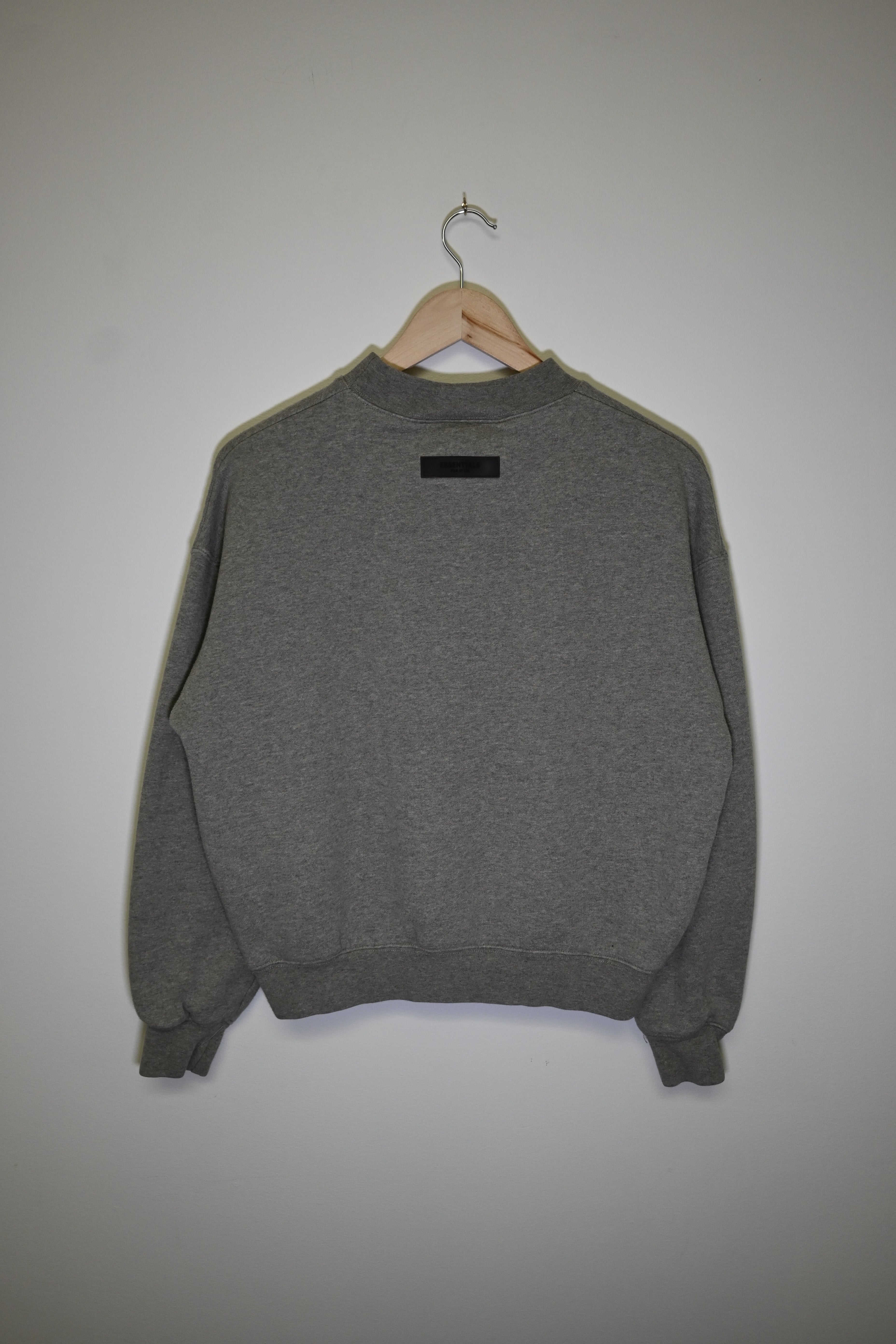 Essential 1977 Long Sleeve