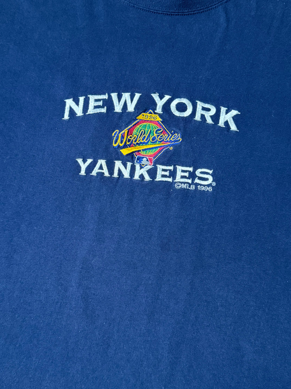 Vintage 1996 New York YANKEES Embroidered Tee