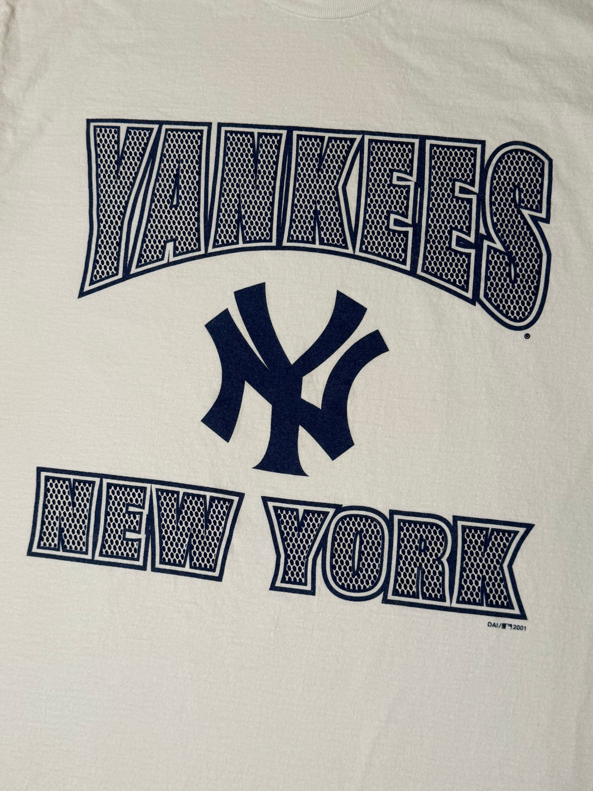Vintage NEW YORK YANKEES 2001 T-shirt