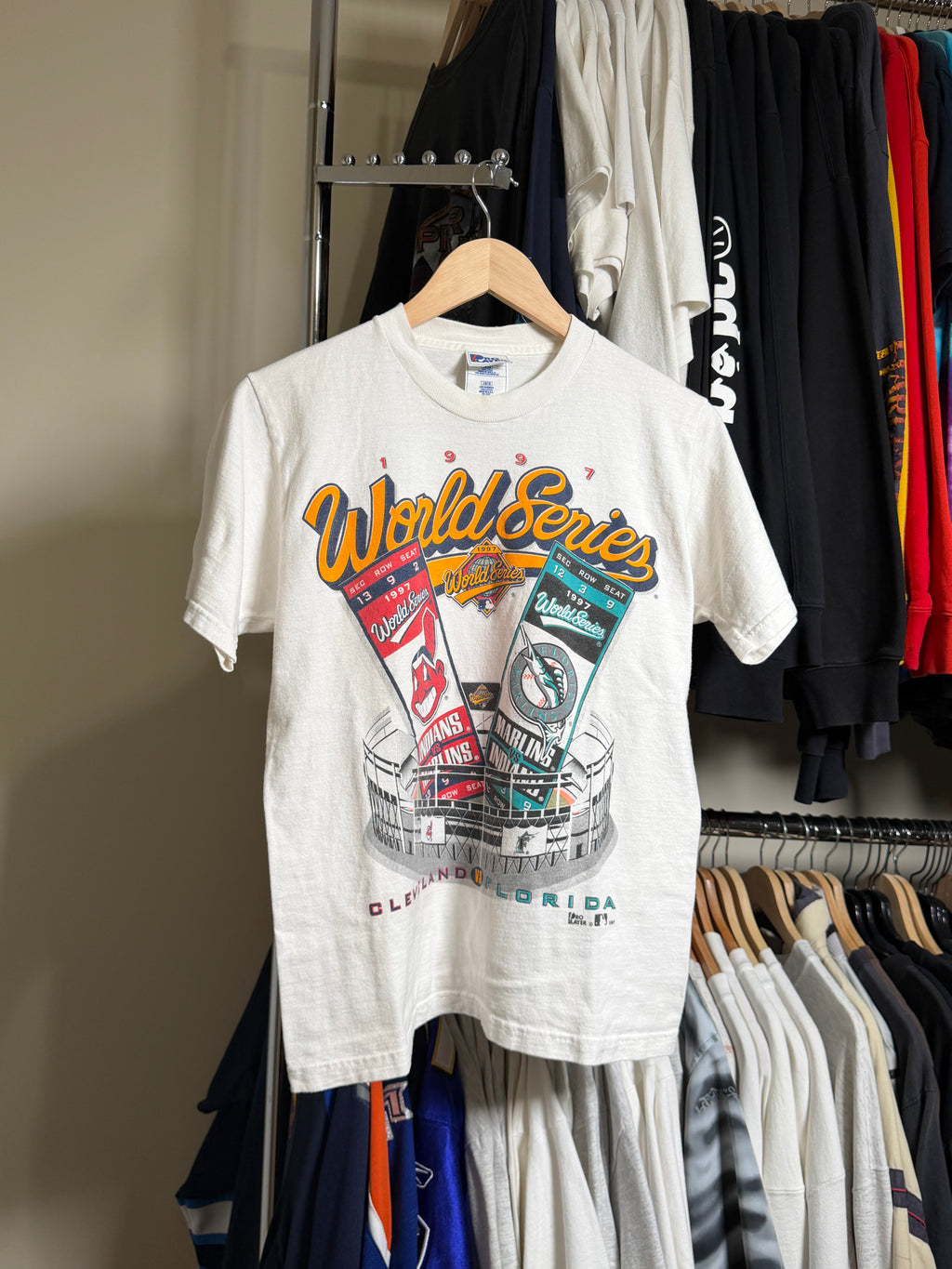 Vintage MLB 1997 World Series INDIANS VS MARLINS