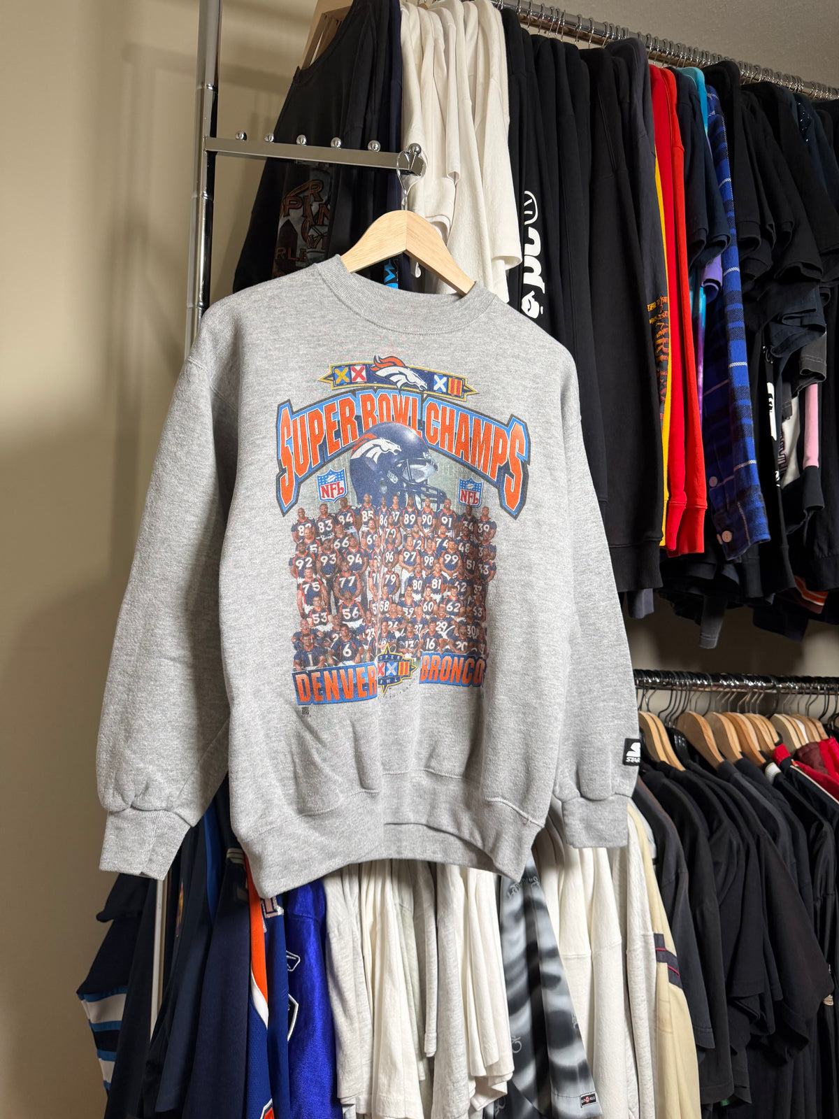 Vintage Broncos Super Bowl Champs XXXII
