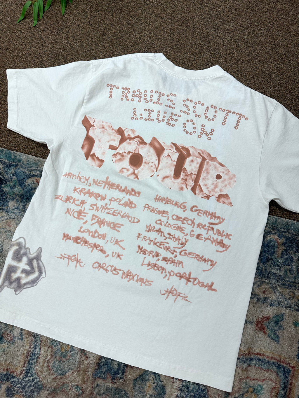 Travis Scott Utopia Euro Tour Skitzo Circus Maximus Tee