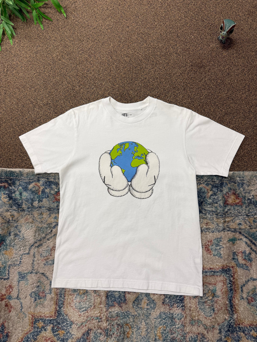 Kaws x Uniqlo World Tee