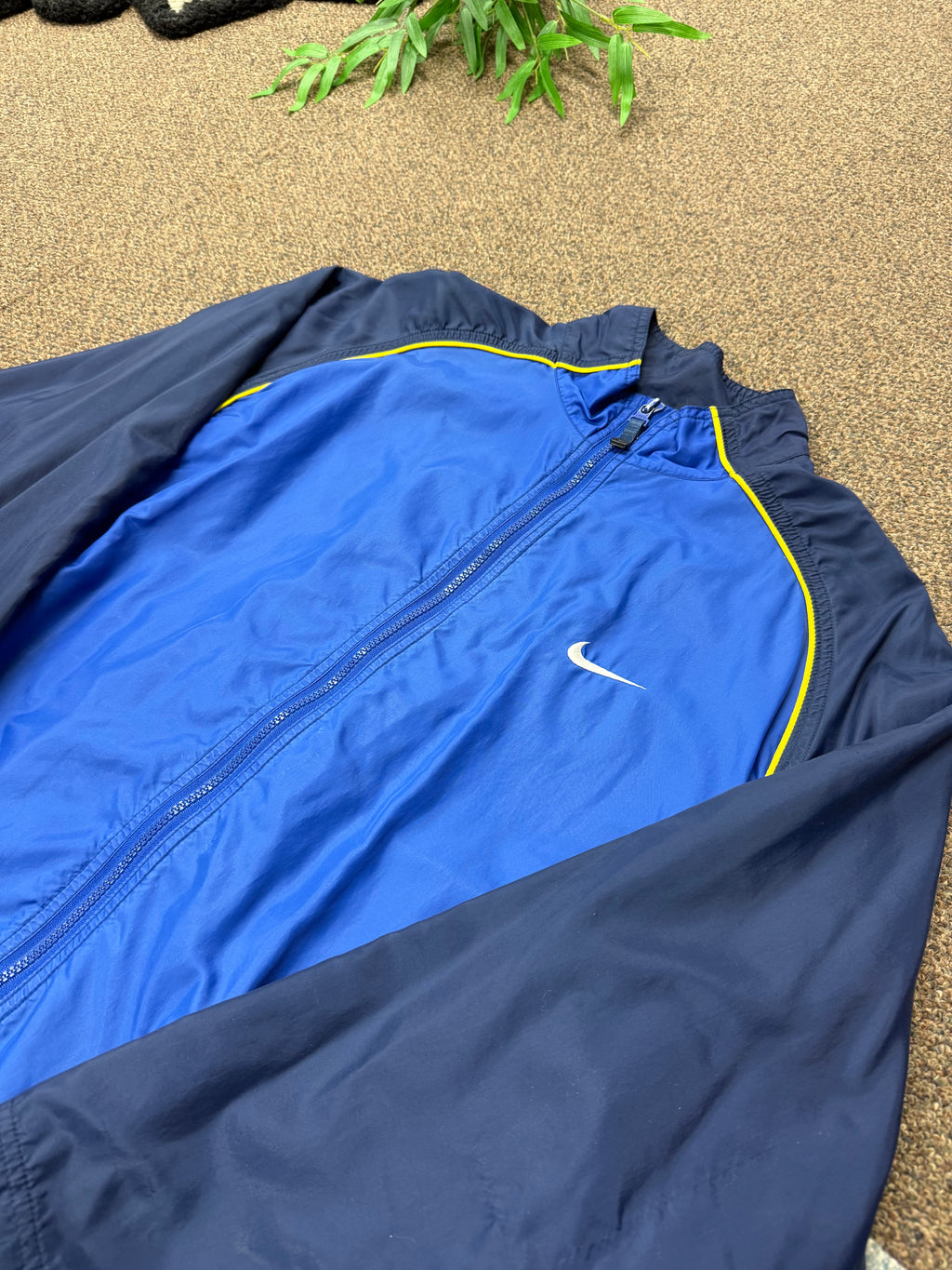 Vintage Nike Full-Zip Windbreaker