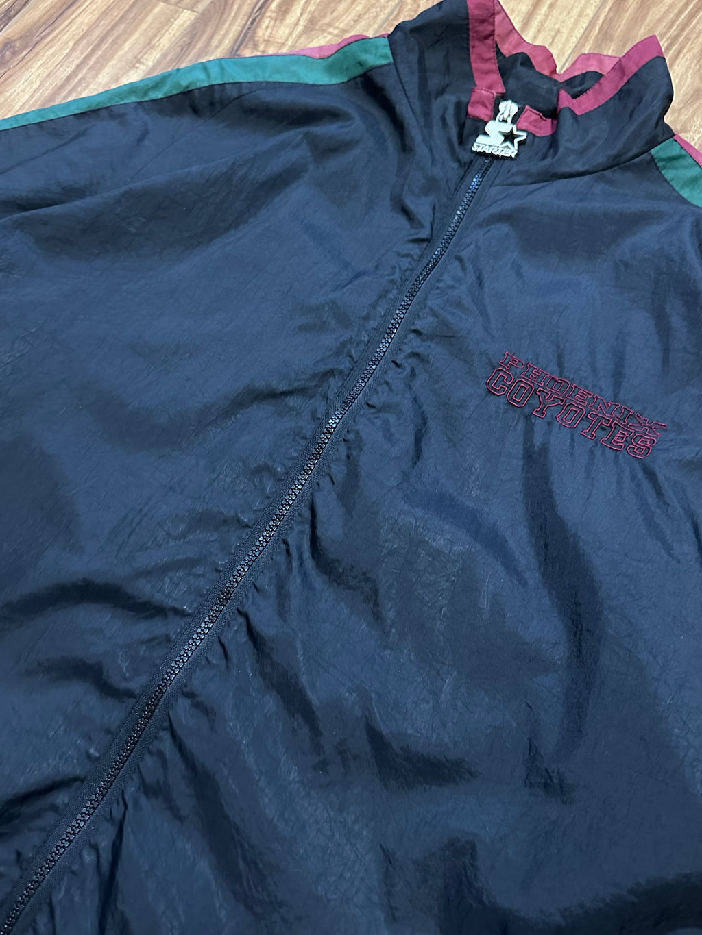 Vintage Phoenix Coyotes Starter Windbreaker