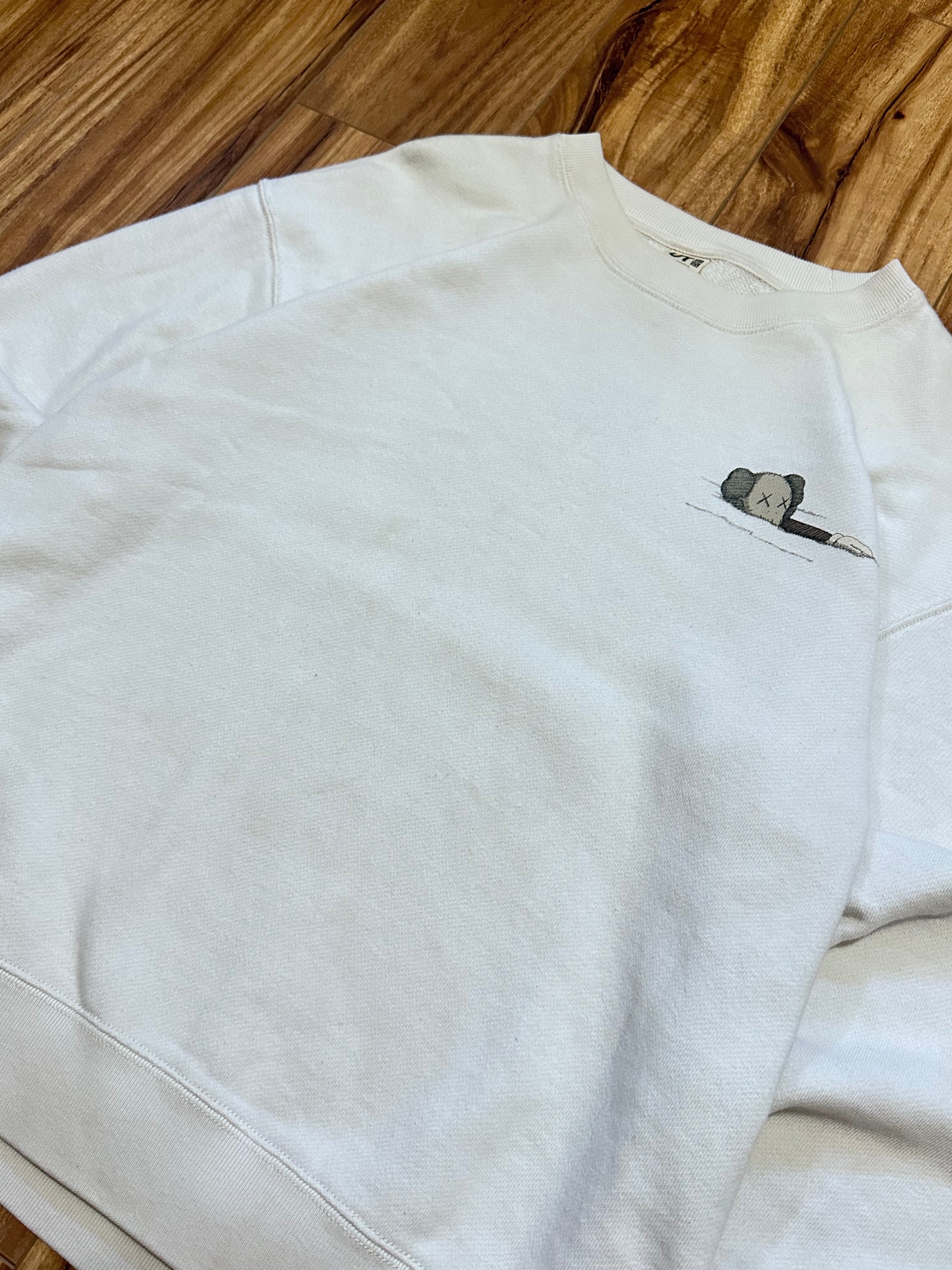 Kaws x Uniqlo Longsleeve