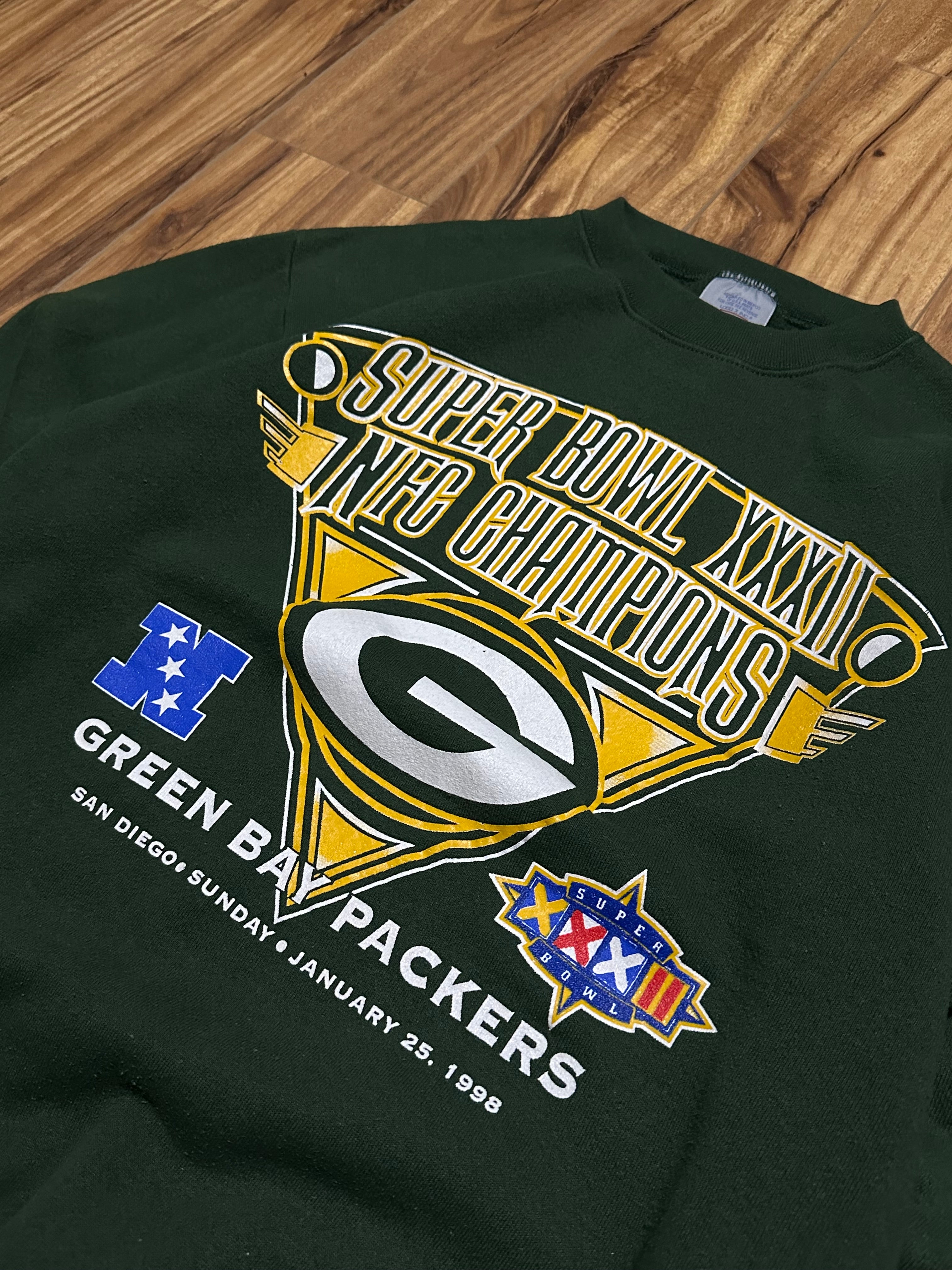 Vintage 1998 Green Bay Packers Sweater
