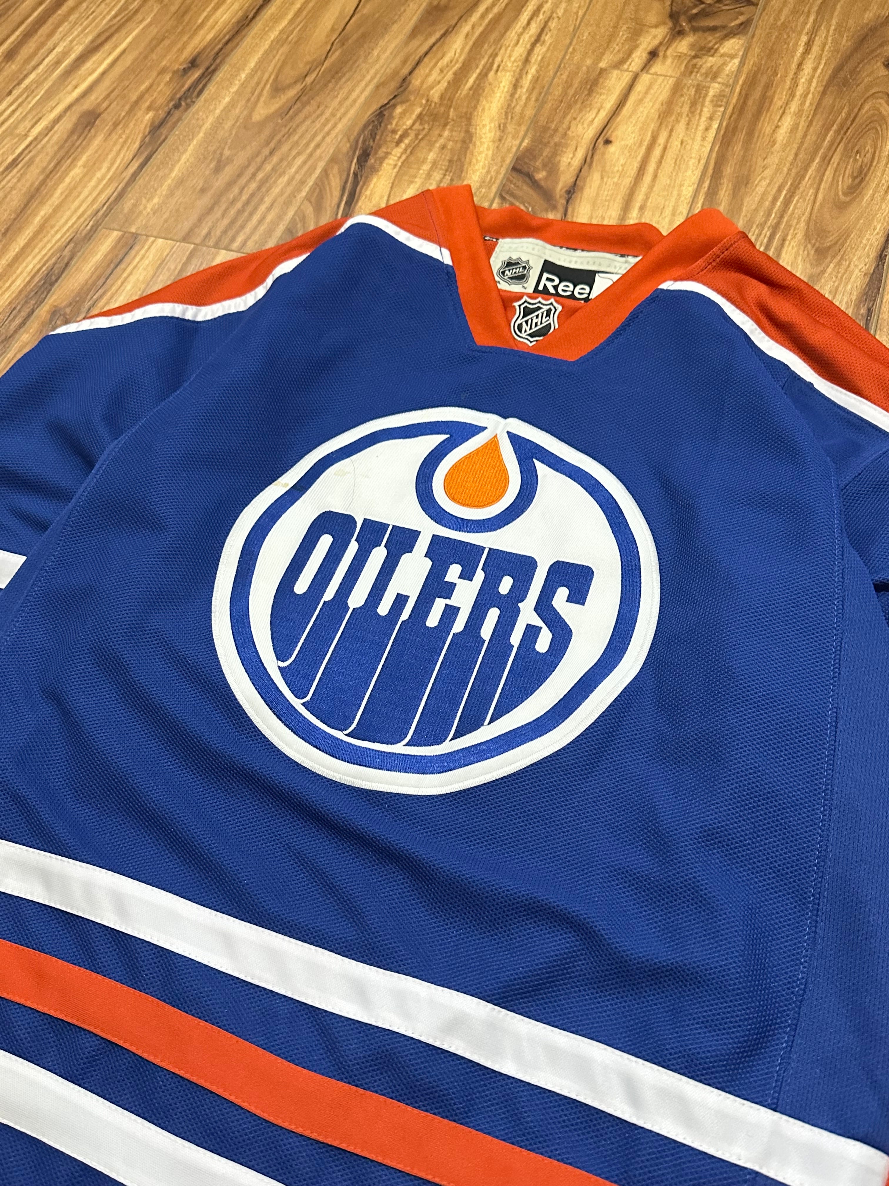Oilers Jersey Hall #4