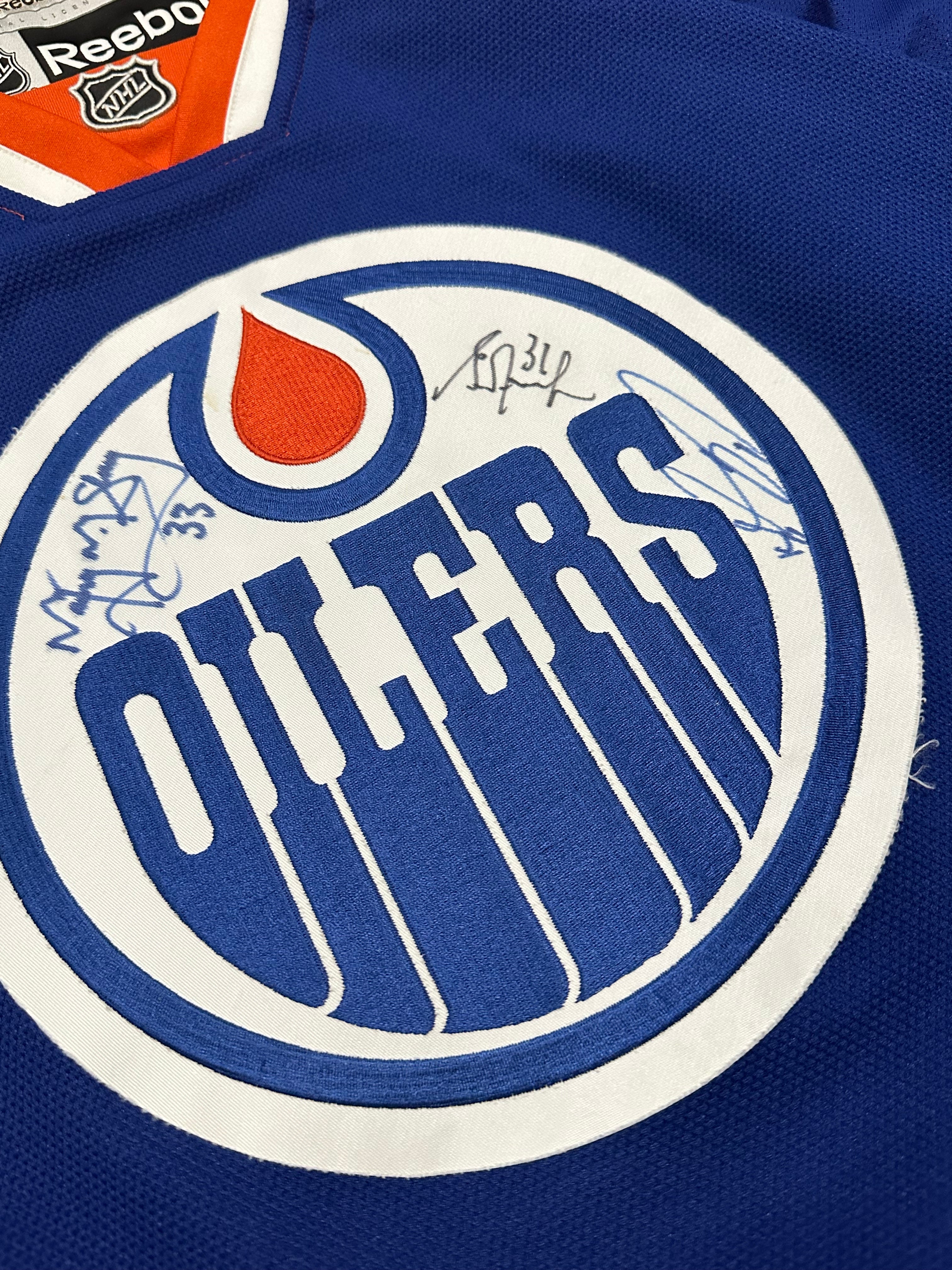 Oilers Signed Jersey Curtis Joseph #31 Marty McSorley #33