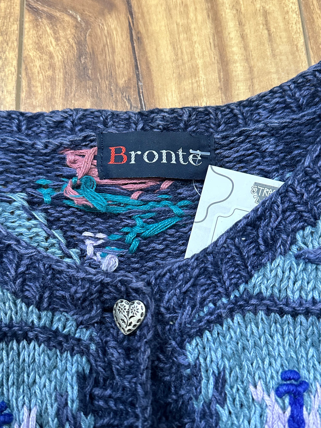 Vintage Knit Bronte Heart Buttons
