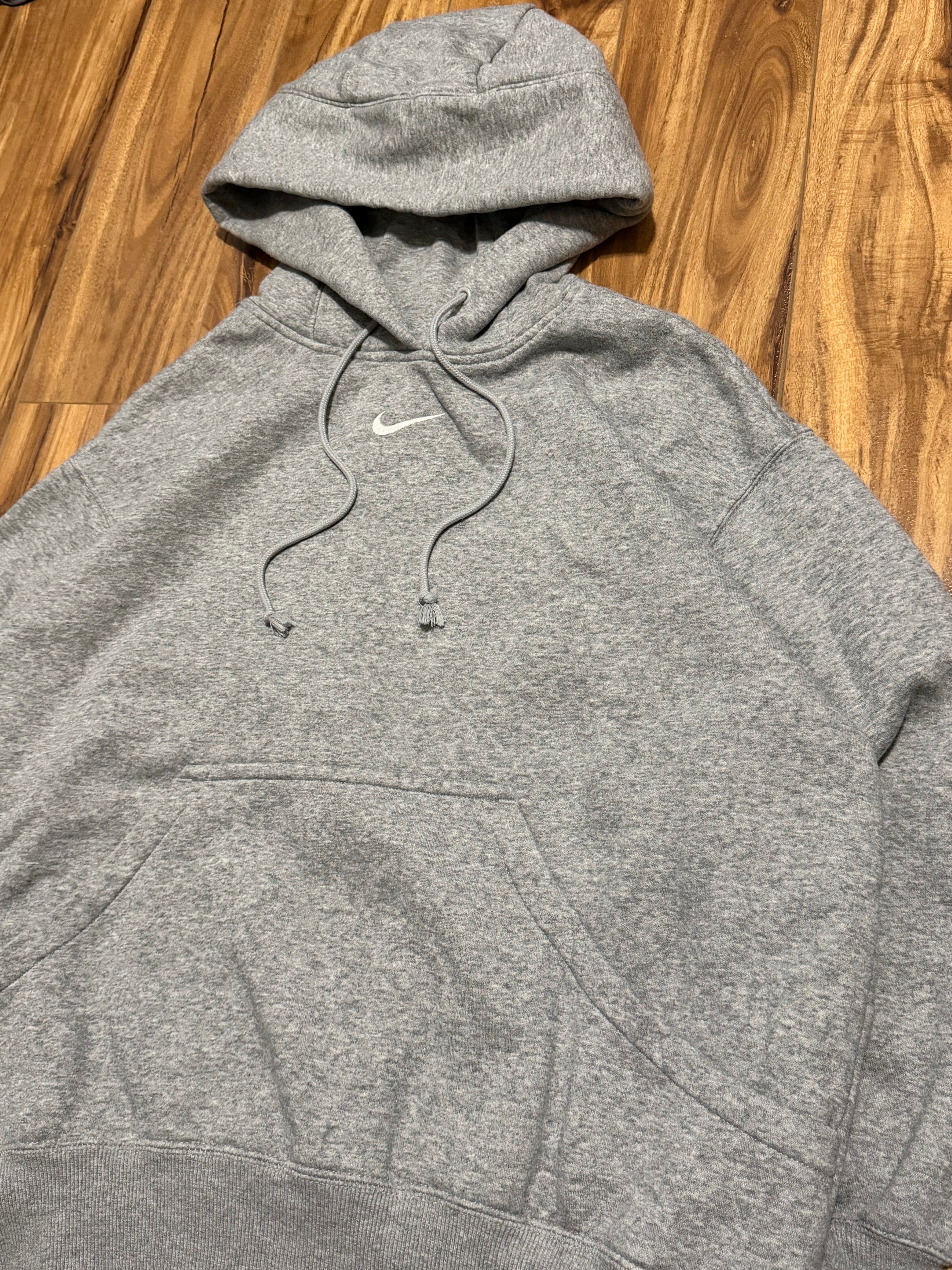 Nike Pullover Hoodie Grey