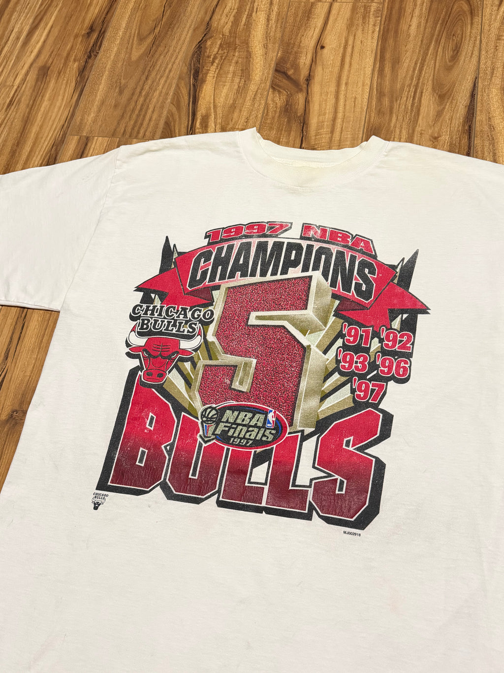 Vintage 1997 Chicago Bulls Finals Tee