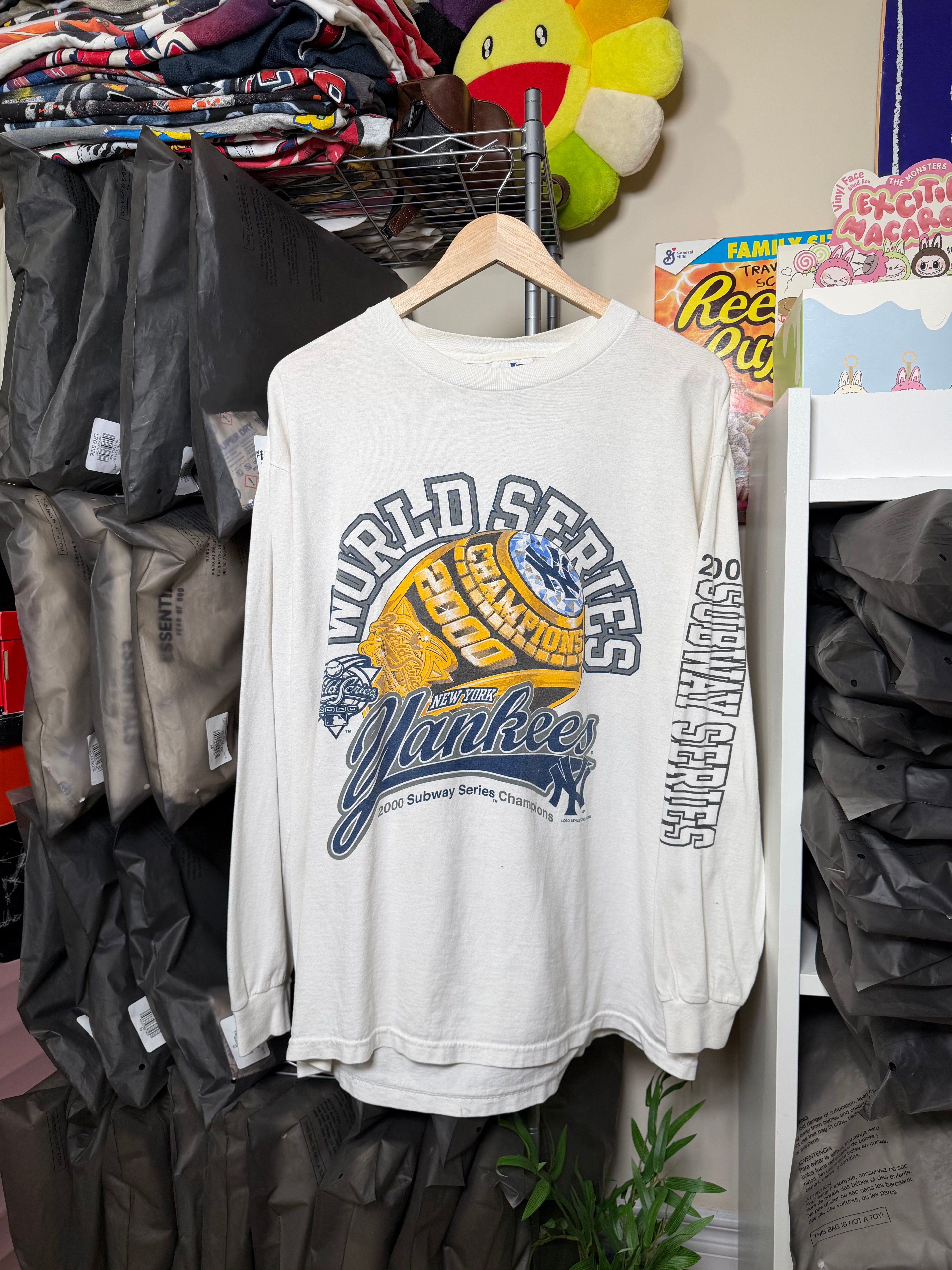 Vintage 2000's New York Yankees Long Sleeve