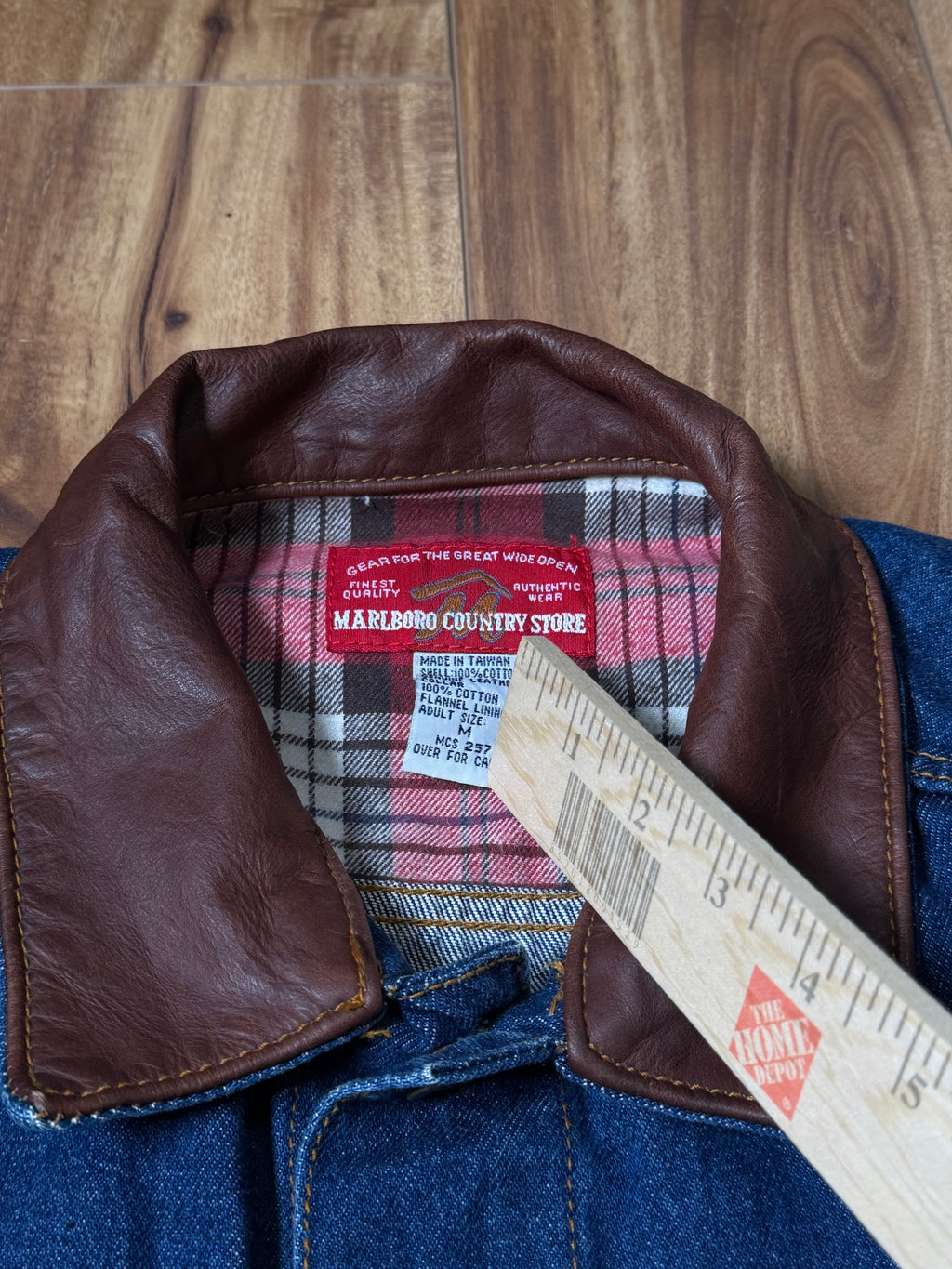 Vintage 90's MARLBORO Denim Trucker Jacket