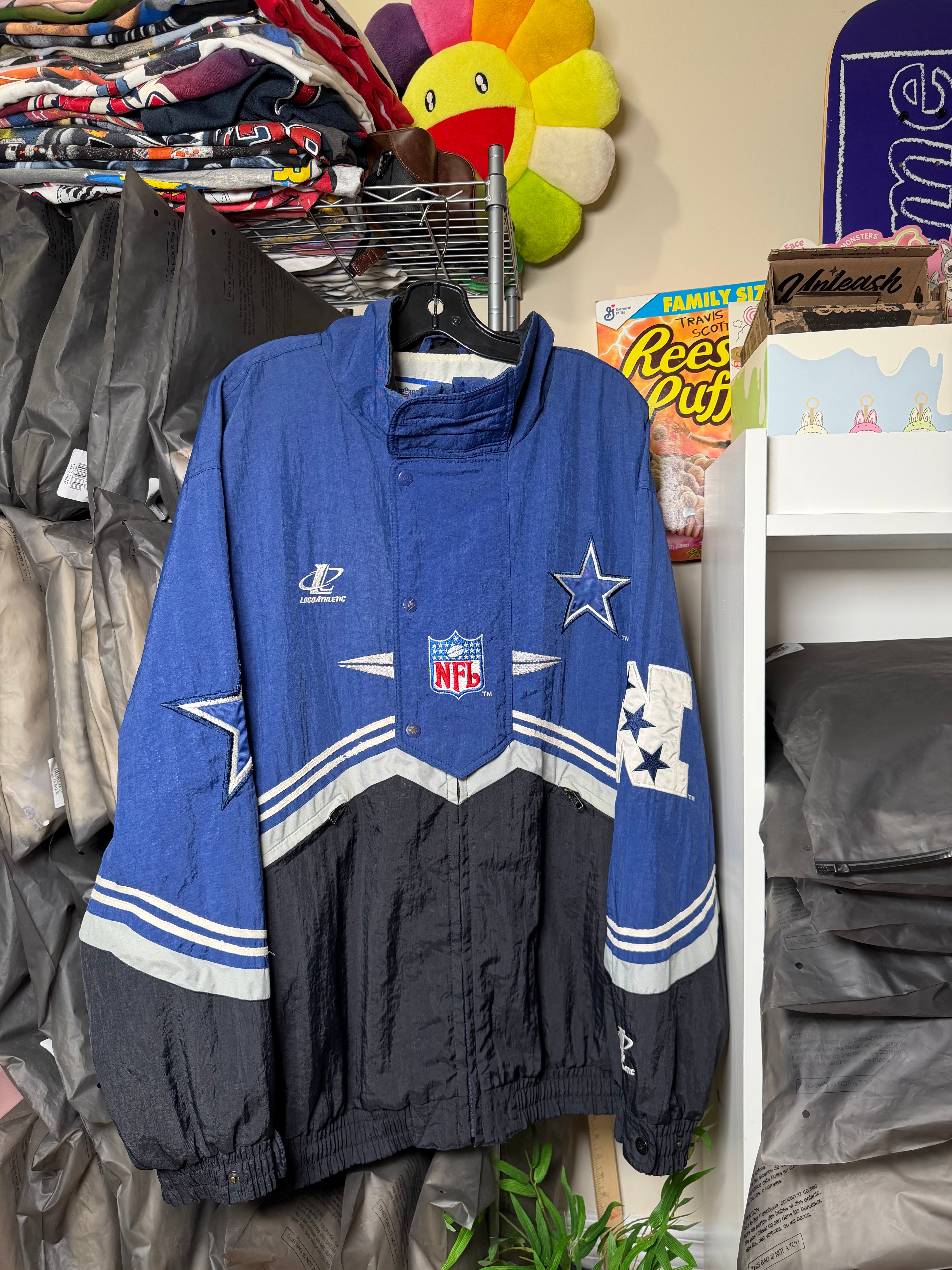 Vintage 90's NFL Dallas COWBOYS Logo Athletic Windbreaker Jacket